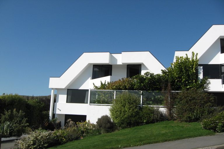 Photo of property in 31 Harry Ell Drive, Cashmere, Christchurch, 8022