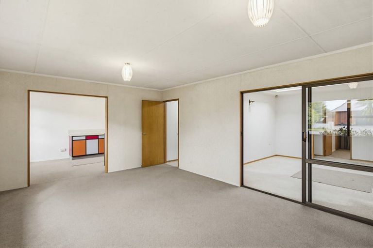 Photo of property in 94 Kennedy Drive, Levin, 5510