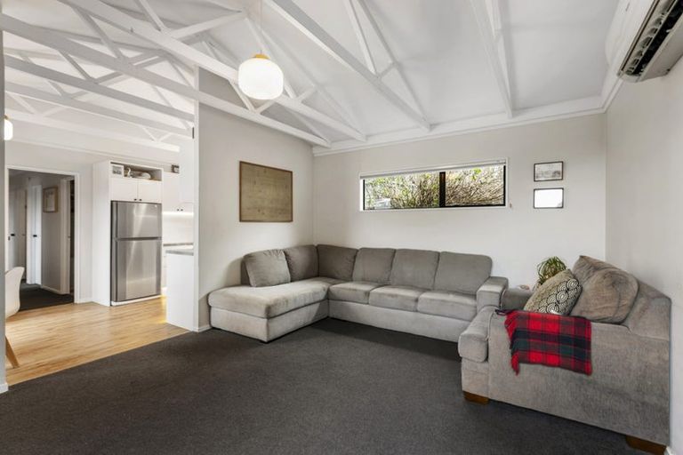 Photo of property in 150 Severn Street, Island Bay, Wellington, 6023