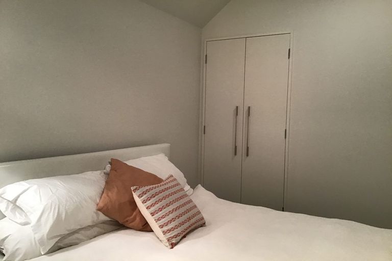 Photo of property in 32a Eversleigh Street, St Albans, Christchurch, 8014