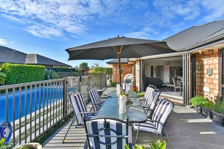Photo of property in 188 Harbourside Drive, Karaka, Papakura, 2113