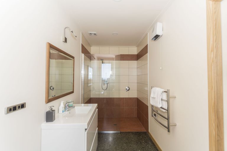 Photo of property in 153a Reservoir Road, Oamaru North, Oamaru, 9492