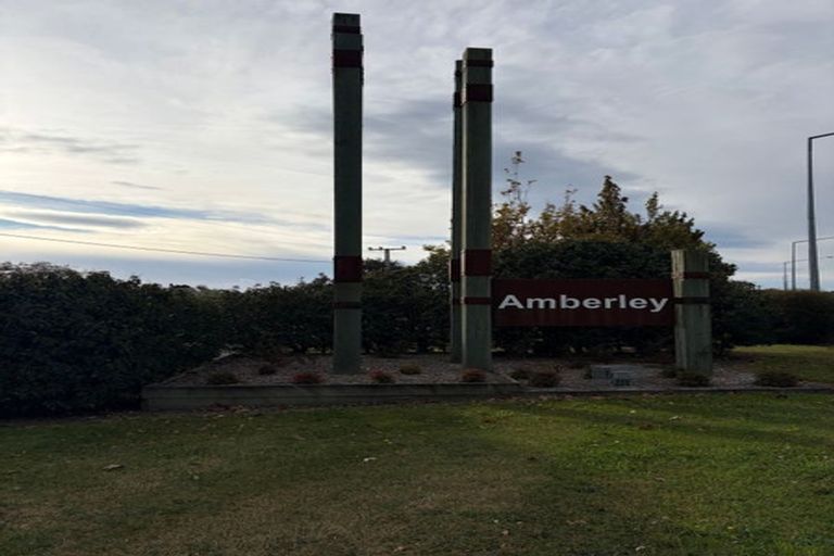 Photo of property in 24 Greig Crescent, Amberley, 7410