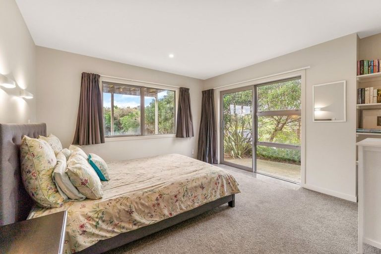 Photo of property in 56 Paetawa Road, Peka Peka, Waikanae, 5391