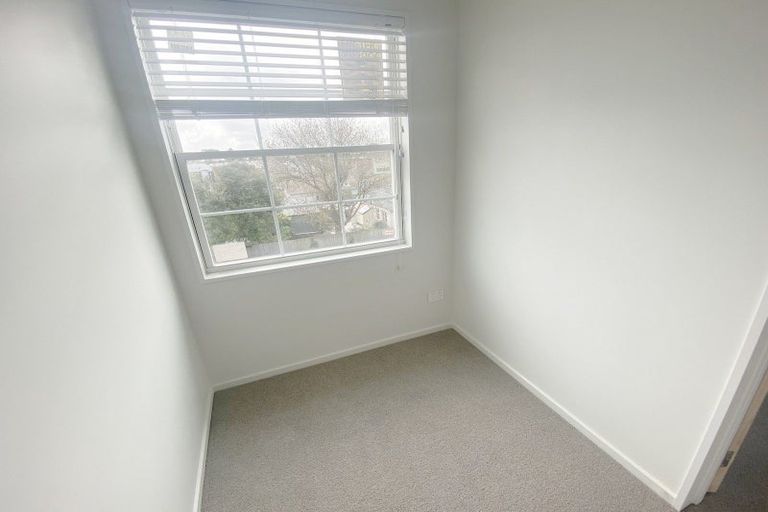 Photo of property in 4/9 Bunyan Street, Waltham, Christchurch, 8023
