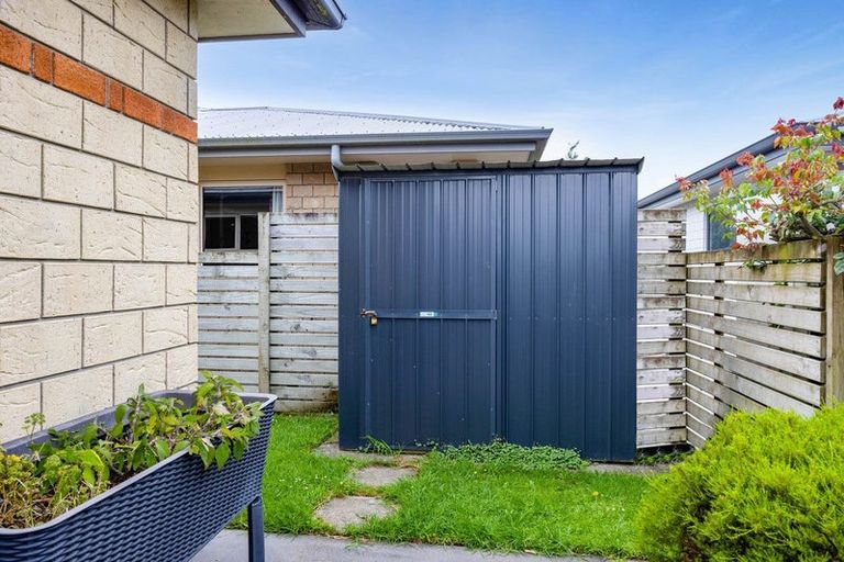 Photo of property in 28 Princes Street, Hawera, 4610