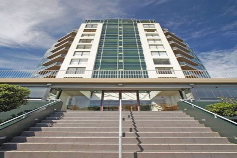 Photo of property in The Links, 19/378-382 Kapiti Road, Paraparaumu Beach, Paraparaumu, 5032