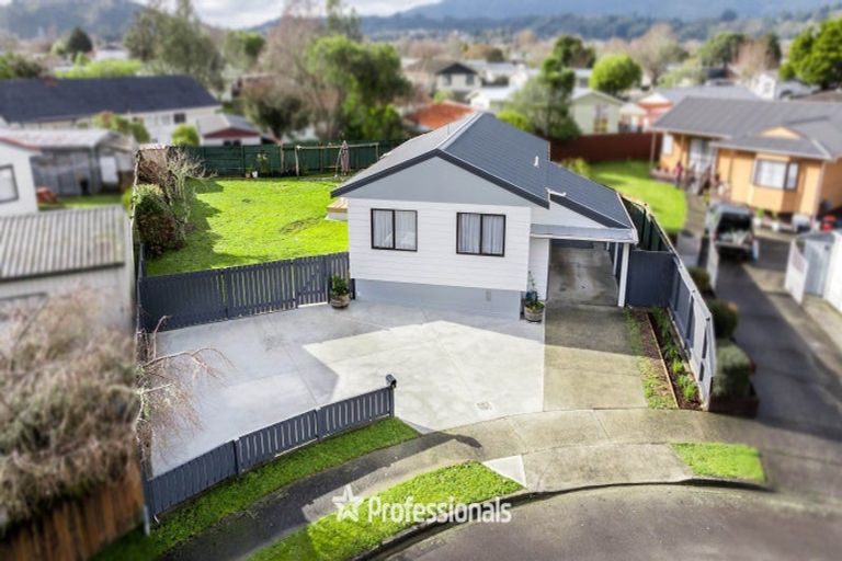 Photo of property in 5 Tulsa Grove, Totara Park, Upper Hutt, 5018