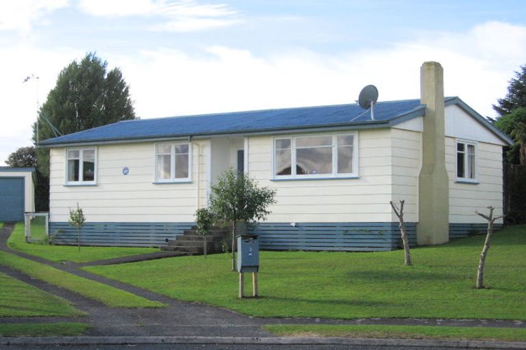 Photo of property in 3 Girvan Place, Tokoroa, 3420
