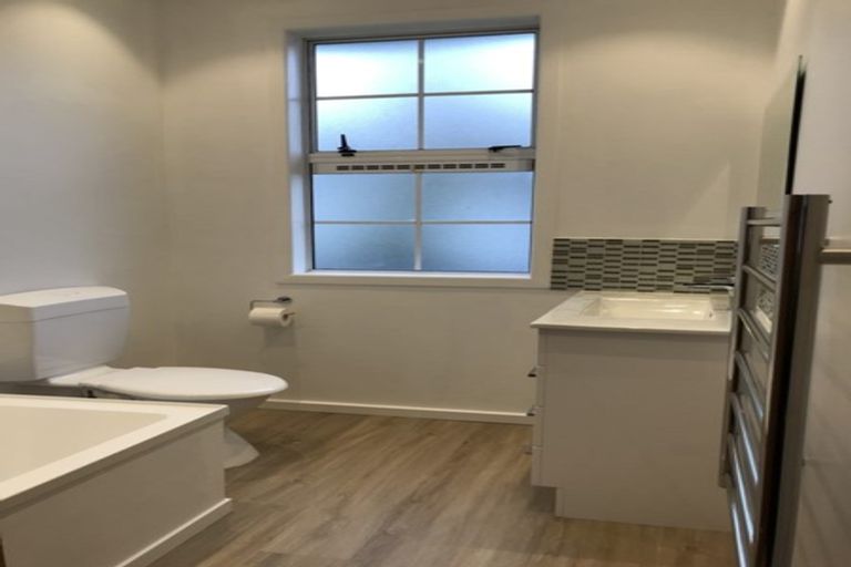 Photo of property in 13 Liverpool Street, Miramar, Wellington, 6022