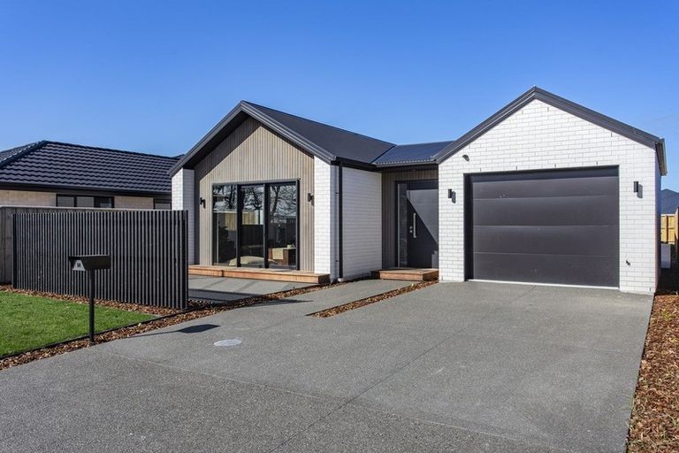 Photo of property in 14 Crossley Avenue, Woodend, 7610