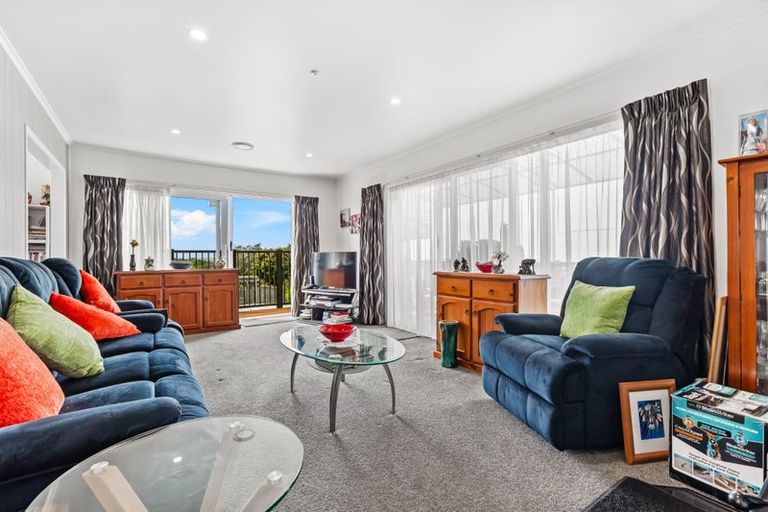 Photo of property in 199 Don Buck Road, Massey, Auckland, 0614