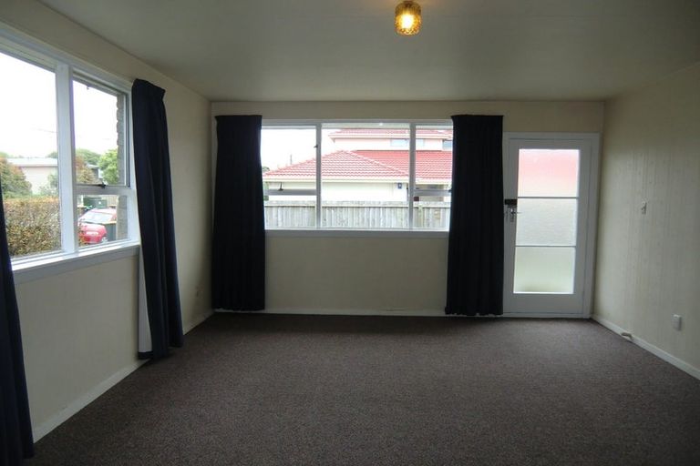 Photo of property in 50 Brockworth Place, Riccarton, Christchurch, 8011
