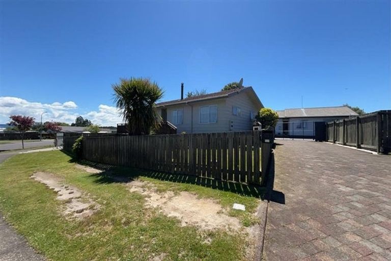 Photo of property in 23 Bronte Place, Owhata, Rotorua, 3010