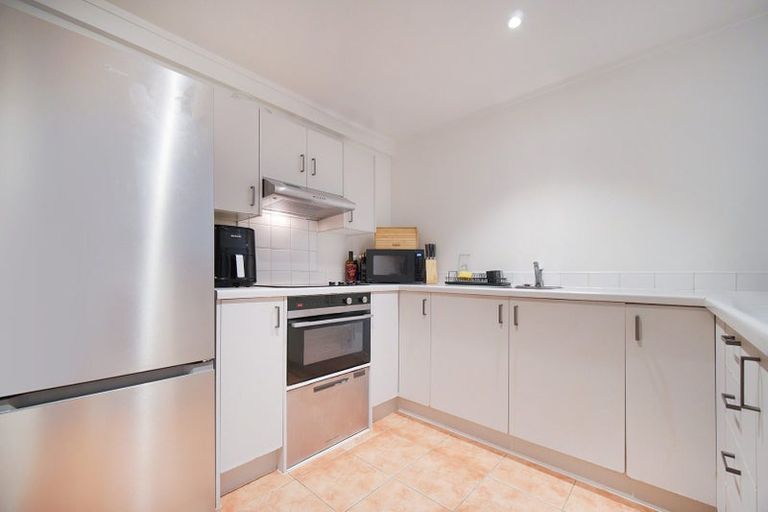 Photo of property in 14a/30 Westward Ho, Glen Eden, Auckland, 0602