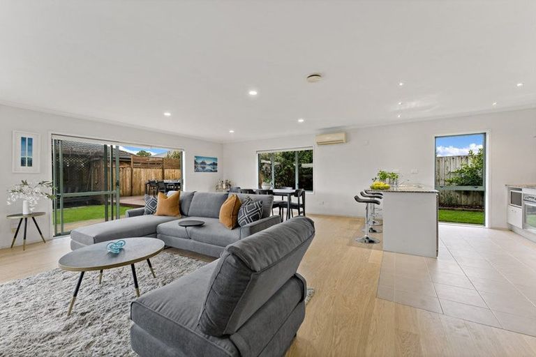 Photo of property in 10b Landon Place, Pukekohe, 2120
