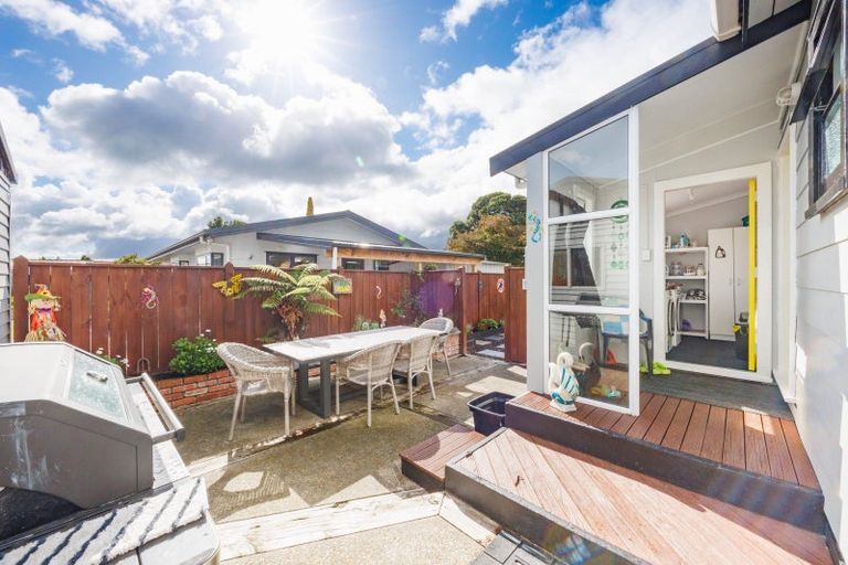 Photo of property in 26 Lincoln Street, Ashhurst, 4810