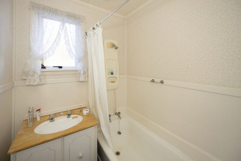 Photo of property in 13a Caledonian Road, Oamaru North, Oamaru, 9400