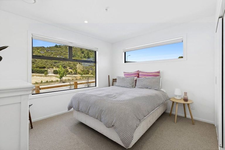 Photo of property in 14 Pounamu Avenue, Albert Town, Wanaka, 9305