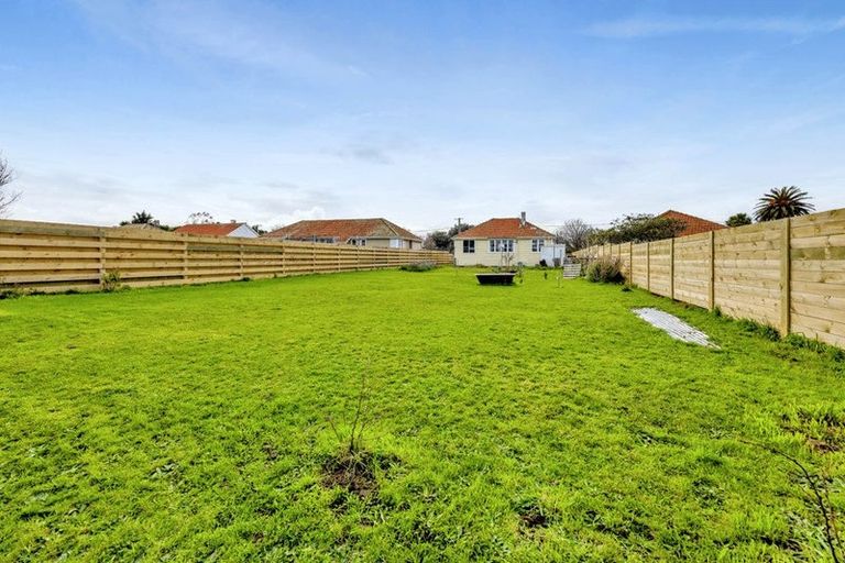 Photo of property in 31 Wilson Street, Waverley, 4510