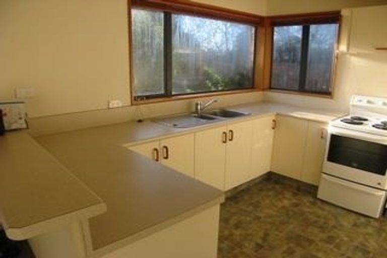 Photo of property in 66 Awatea Road, Hornby, Christchurch, 8042