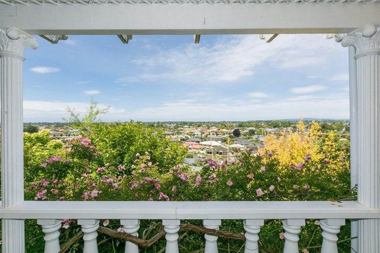 Photo of property in 12 Ewan Place, Taradale, Napier, 4112