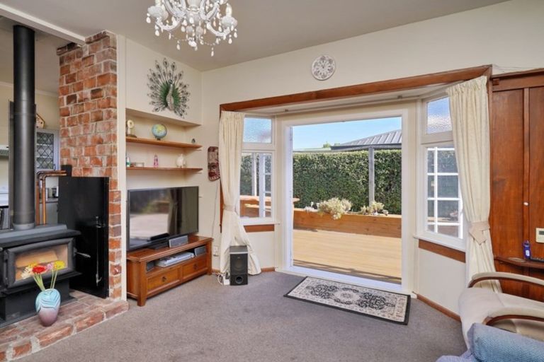 Photo of property in 32 Tower Street, Hornby, Christchurch, 8042