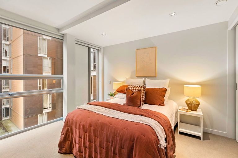 Photo of property in Monument Apartments, 4d/245 Wakefield Street, Te Aro, Wellington, 6011