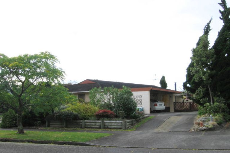 Photo of property in 6 Millvale Street, Waikanae, 5036