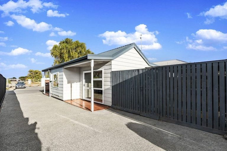 Photo of property in 1/13 Johnson Street, Sydenham, Christchurch, 8023