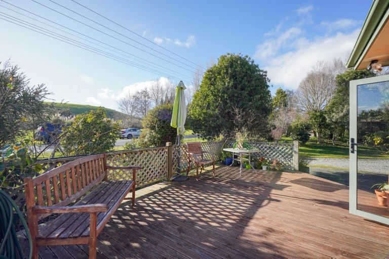 Photo of property in 52 Level Street, Dipton, 9791