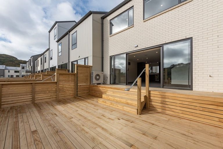 Photo of property in 21/170u Fraser Avenue, Johnsonville, Wellington, 6037