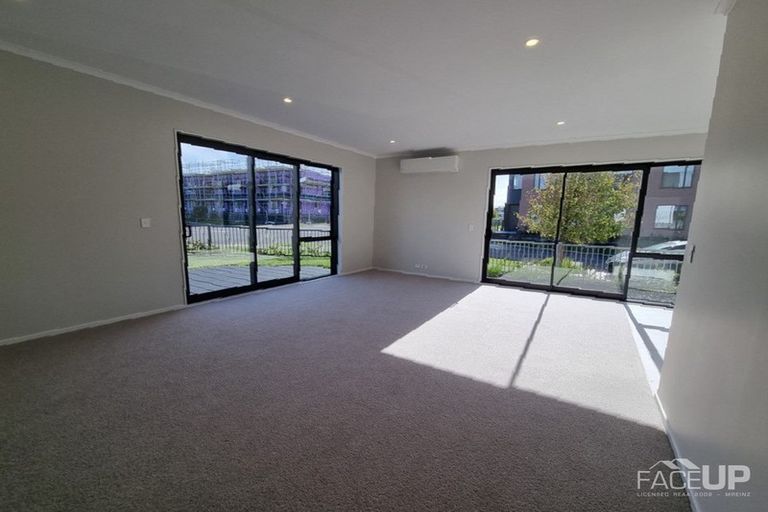 Photo of property in 6/21 Boyes Avenue, Whenuapai, Auckland, 0618