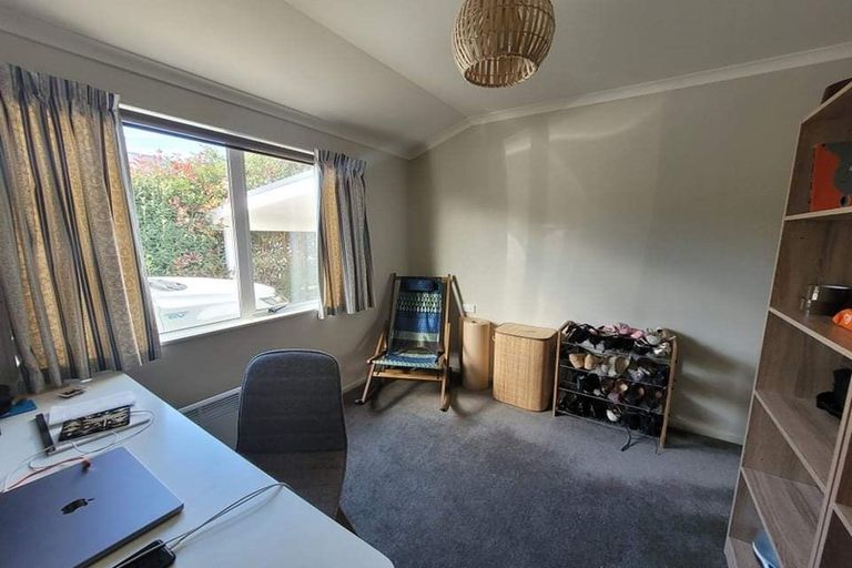 Photo of property in 2 Sam Meads Way, Greytown, 5712