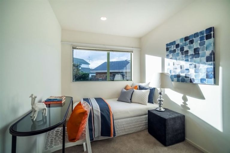 Photo of property in 2/1 Stratford Avenue, Milford, Auckland, 0620