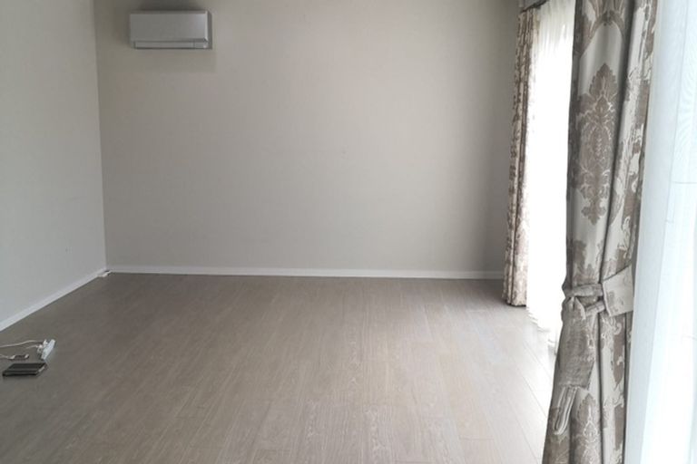 Photo of property in 17a Richard Avenue, Bucklands Beach, Auckland, 2014