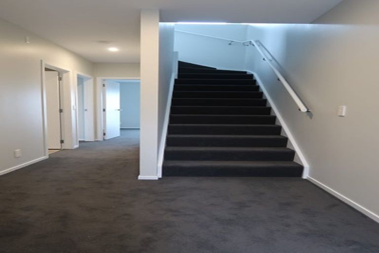 Photo of property in 20 Kopua Place, Whitby, Porirua, 5024