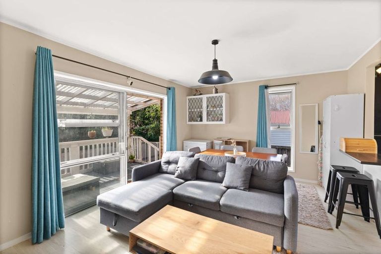 Photo of property in 3/100 Portage Road, New Lynn, Auckland, 0600