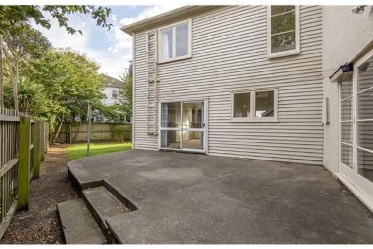 Photo of property in 5 Tara Street, Riccarton, Christchurch, 8041