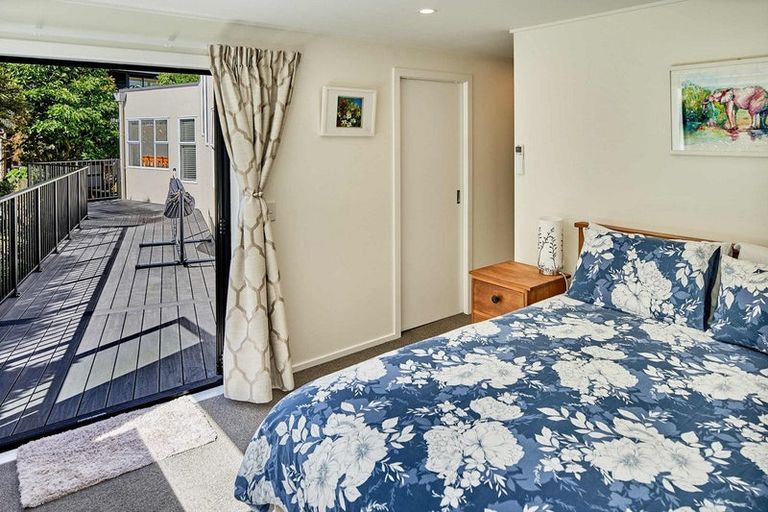 Photo of property in 39 James Cook Drive, Whitby, Porirua, 5024