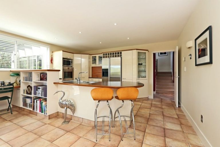 Photo of property in 1b Neeve Place, Taradale, Napier, 4112