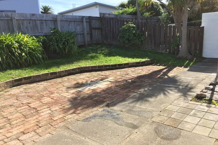 Photo of property in 1a Richard Street, Titahi Bay, Porirua, 5022