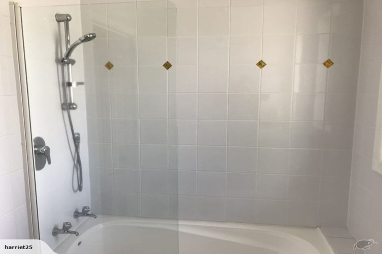 Photo of property in 7 Bygrave Place, Bishopdale, Christchurch, 8053