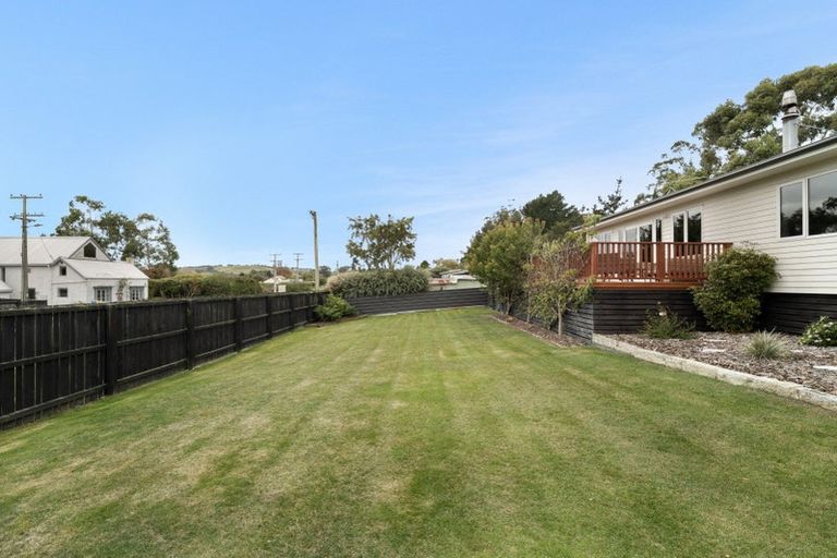 Photo of property in 6 Stewart Street, Waikouaiti, 9510
