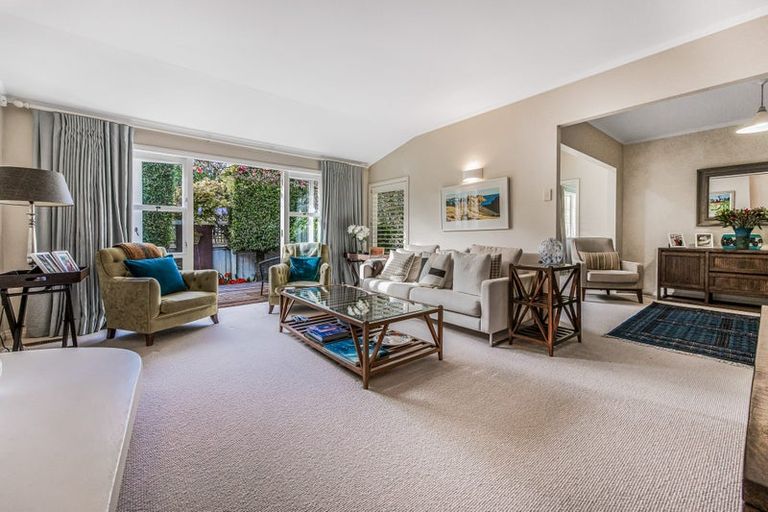 Photo of property in 13 Cameron Street, Takapuna, Auckland, 0622