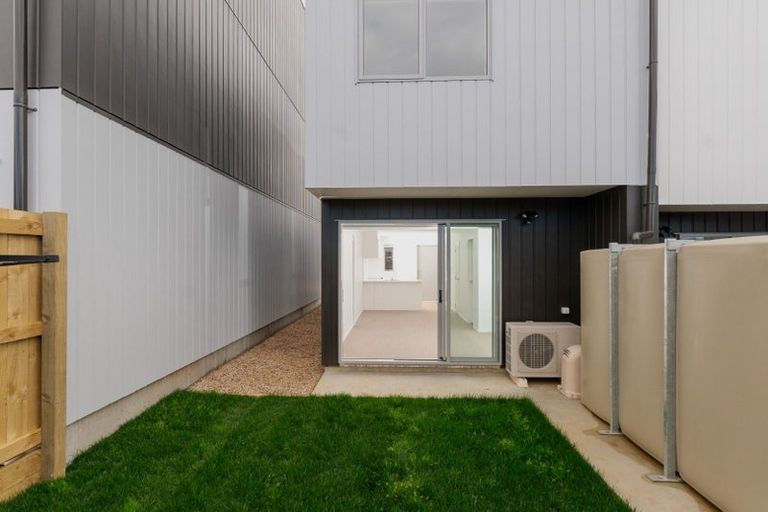 Photo of property in 19 Ngae Place, Mangere East, Auckland, 2024