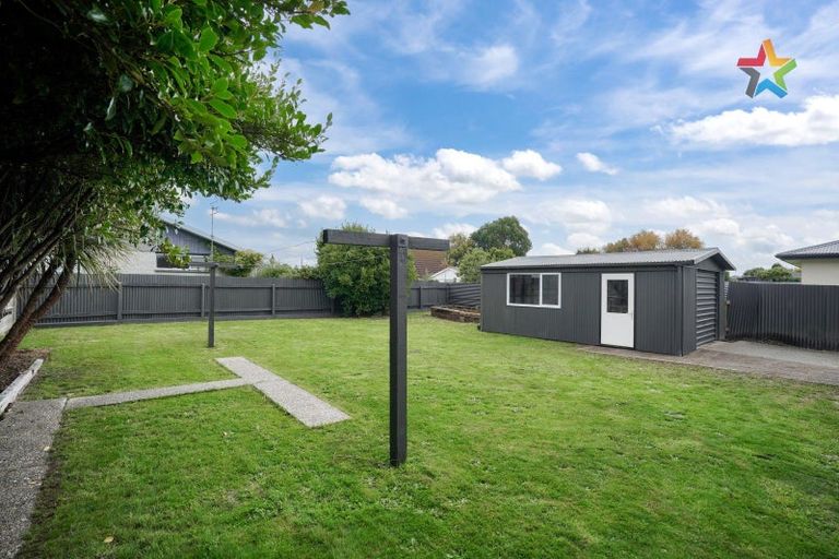 Photo of property in 21 Dumbarton Place, Strathern, Invercargill, 9812