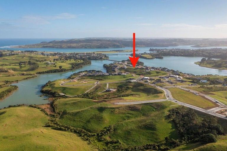 Photo of property in 48 Rangitahi Road, Raglan, 3225