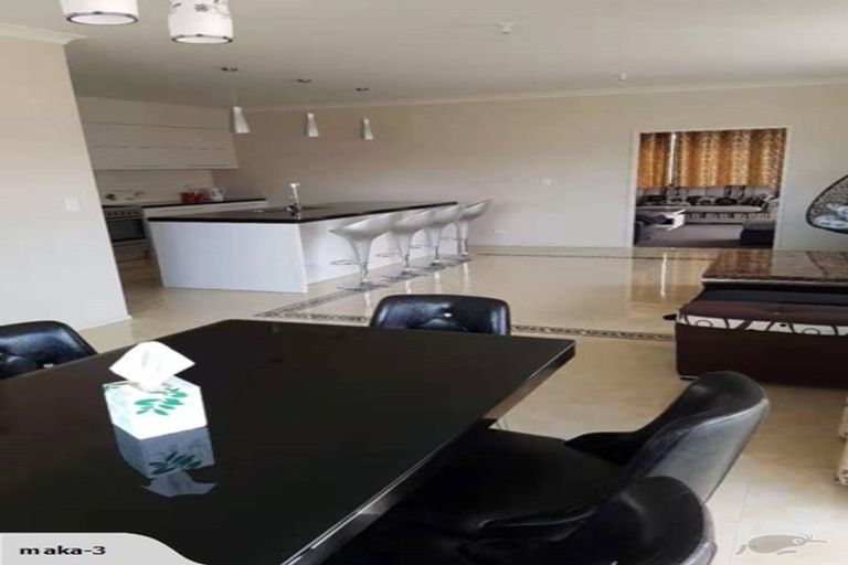 Photo of property in 8 Margaret Place, Waiuku, 2123