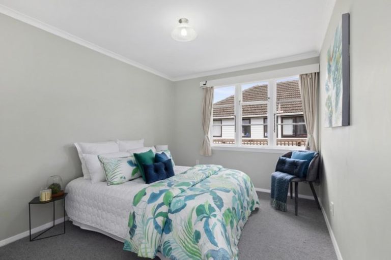 Photo of property in 126 Kowhai Street, Naenae, Lower Hutt, 5011